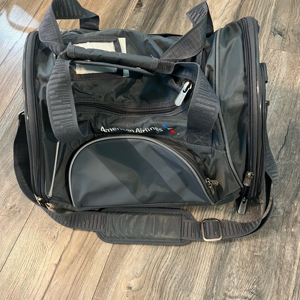 American Airlines Pet Travel Carrier - Black